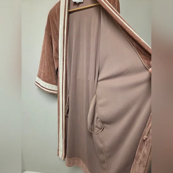 Christian Dior, vintage Mauve Brown and Cream Robe - Picture 8 of 12